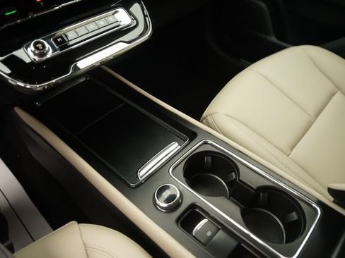 Used 2026 Lincoln Corsair Premiere AWD/4WD image 28