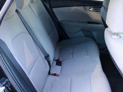 Used 2020 Kia Forte LXS image 16