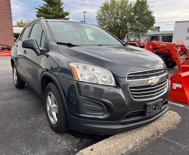 Used 2016 Chevrolet Trax LT w/ LT Convenience Package AWD/4WD image 3