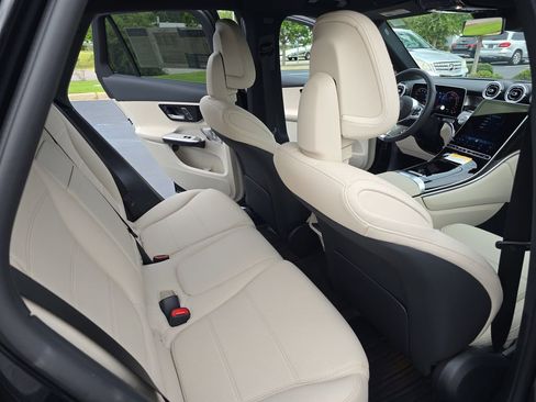 Certified 2025 Mercedes-Benz GLC 350e 4MATIC image 13