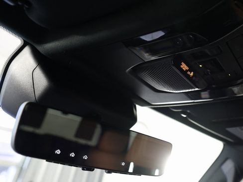 Used 2025 Lexus GX 550 image 39