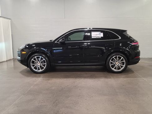 New 2026 Porsche Cayenne image 2