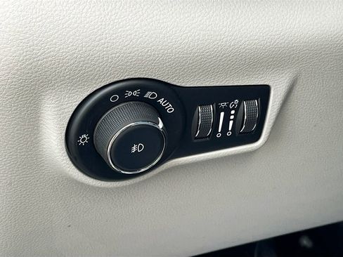 Certified 2022 Jeep Compass Latitude image 10