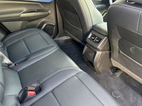 Certified 2024 Chevrolet Equinox EV LT image 17