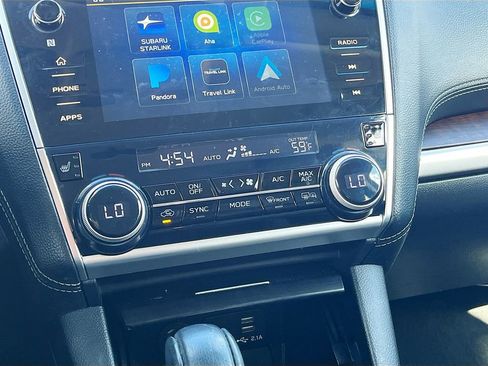 Used 2019 Subaru Outback 3.6R Limited AWD/4WD image 16