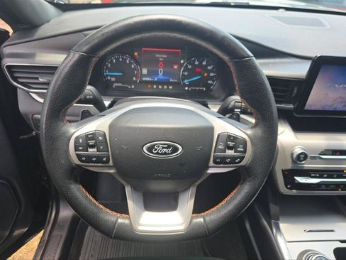 Used 2023 Ford Explorer Timberline w/ Timberline Technology Package AWD/4WD image 4