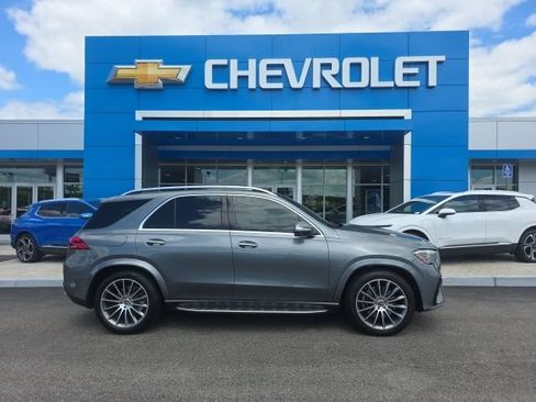 Used 2024 Mercedes-Benz GLE 580 4MATIC image 3
