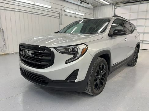 Used 2020 GMC Terrain SLE w/ Driver Convenience Package AWD/4WD image 10