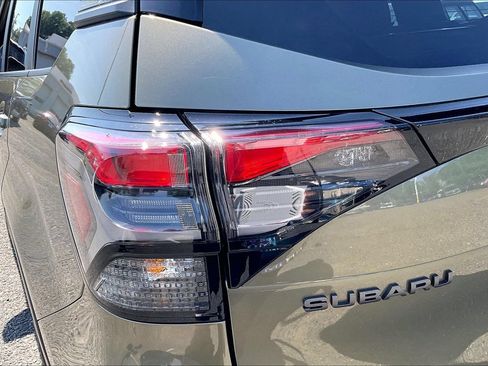 Certified 2025 Subaru Forester Touring w/ Touring Package AWD/4WD image 29