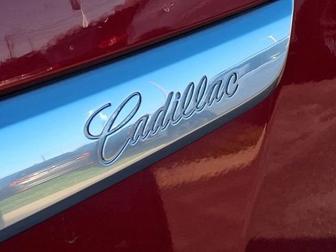 Used 2013 Cadillac XTS Premium image 25