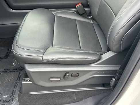 New 2025 Ford Expedition Platinum w/ Stealth Performance Package image 9