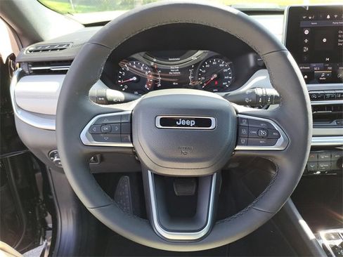 New 2026 Jeep Compass Limited image 20