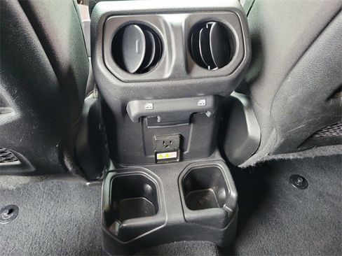 Certified 2022 Jeep Wrangler Unlimited Rubicon w/ LED Lighting Group image 10