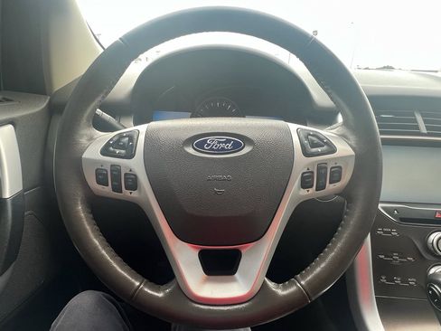 Used 2013 Ford Edge SEL FWD image 13