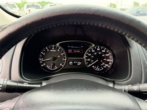 Used 2013 Nissan Pathfinder SL w/ Cargo Pkg FWD image 34