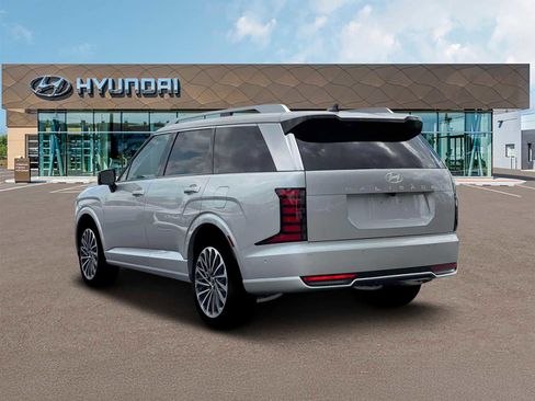 New 2026 Hyundai Palisade Calligraphy FWD image 5
