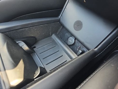 Used 2018 Tesla Model S 75D image 27