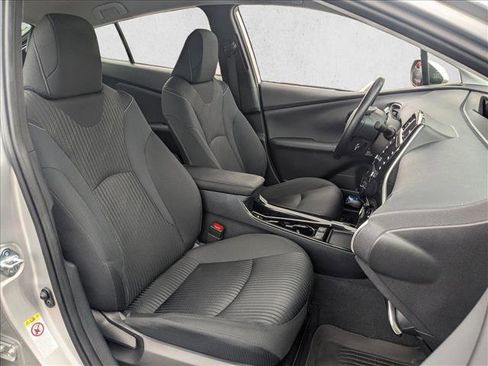 Used 2021 Toyota Prius Prime LE image 22