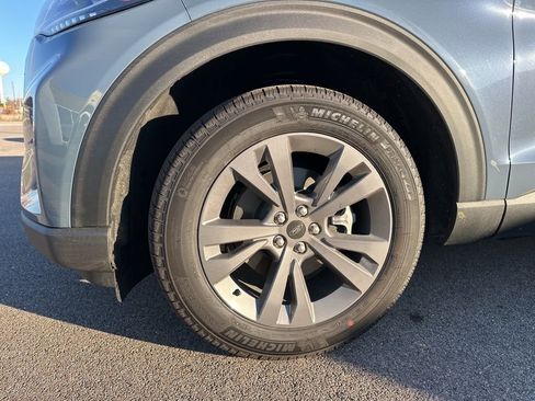 New 2026 Ford Explorer Active w/ Active Comfort Package image 19