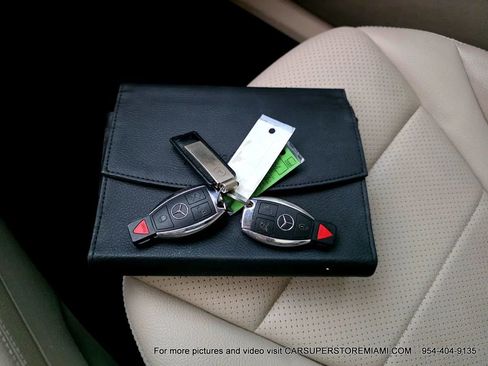 Used 2018 Mercedes-Benz GLC 300 w/ Premium Package image 58