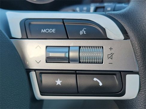 New 2026 Hyundai Tucson SE image 9