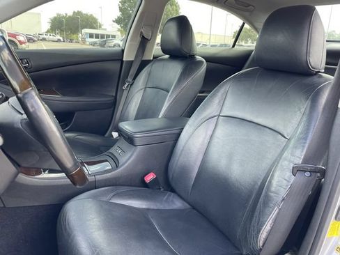 Used 2011 Lexus ES 350 FWD image 22