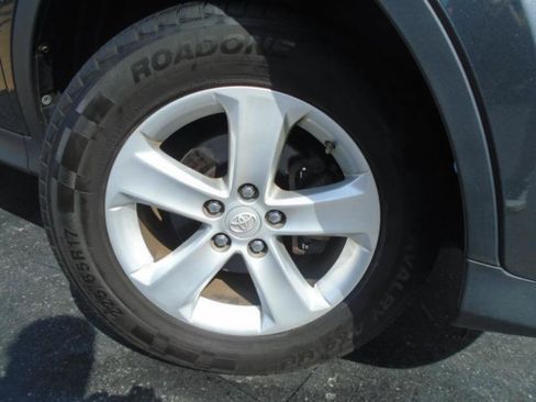 Used 2014 Toyota RAV4 XLE AWD/4WD image 23