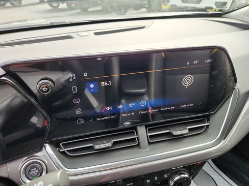 New 2026 Chevrolet Trax ACTIV w/ Driver Confidence Package image 14