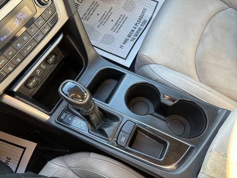 Used 2016 Hyundai Sonata Sport w/ Option Group 02 image 24