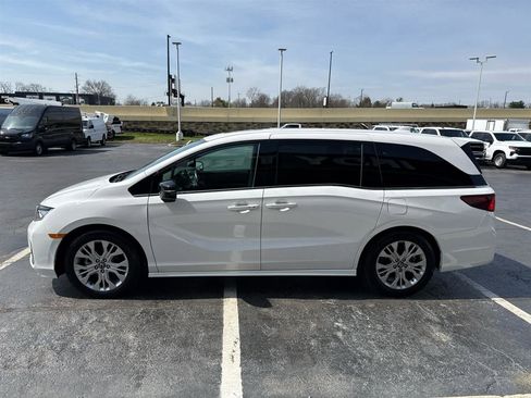 Used 2025 Honda Odyssey Sport-L image 5