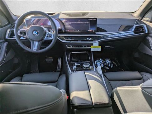 New 2026 BMW X5 sDrive40i w/ M Sport Package image 15