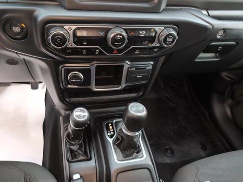 Used 2023 Jeep Wrangler Sport AWD/4WD image 21
