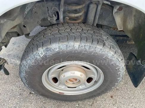 Used 2016 Ford F250 XL w/ Power Equipment Group AWD/4WD image 11