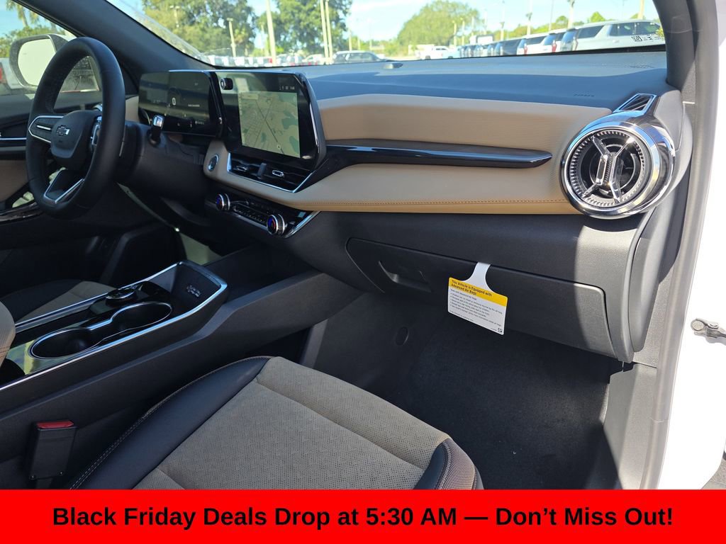 Used 2026 Chevrolet Equinox ACTIV FWD image 11