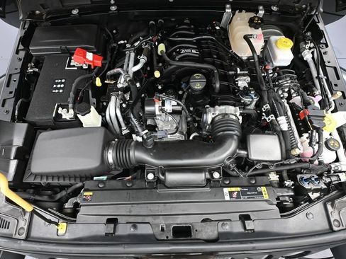 Used 2023 Jeep Wrangler Sahara w/ Dual Top Group AWD/4WD image 45