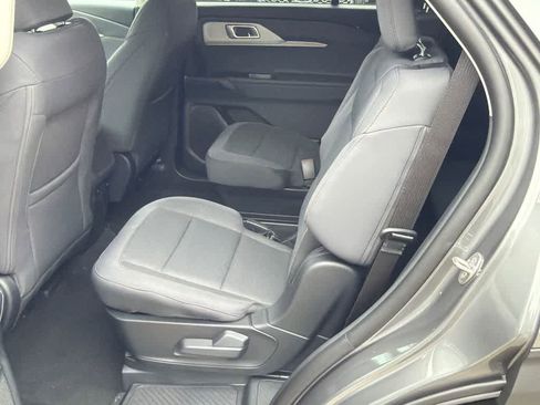 New 2026 Ford Explorer Active image 18