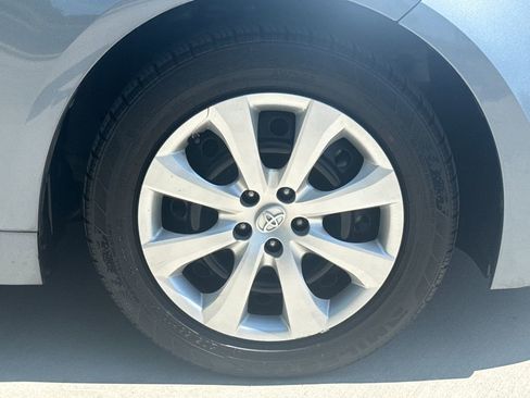Used 2020 Toyota Corolla LE FWD image 10