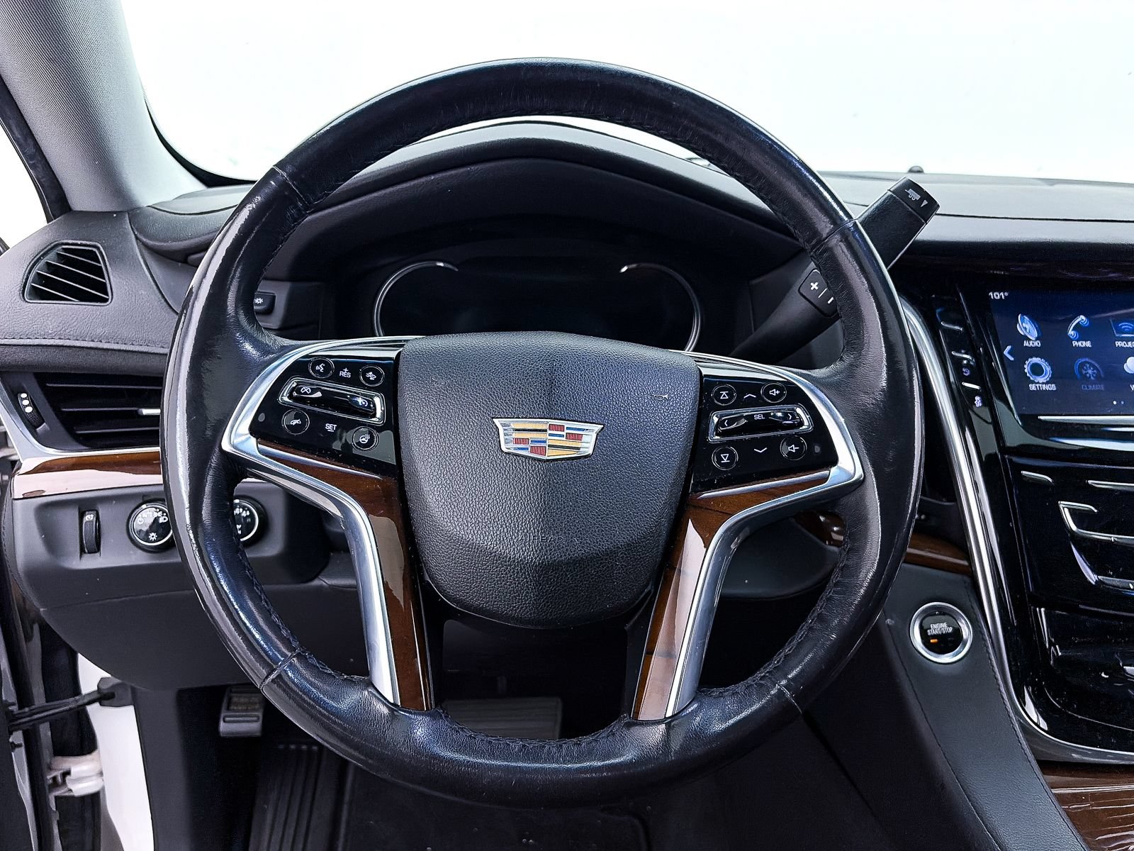 Used 2020 Cadillac Escalade ESV Luxury AWD/4WD image 20