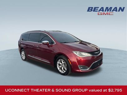 Used 2017 Chrysler Pacifica Limited