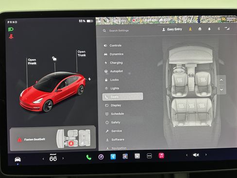 Used 2021 Tesla Model 3 Standard Range Plus image 18