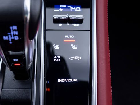 Certified 2023 Porsche Panamera Platinum Edition image 26