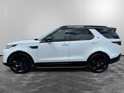 Used 2024 Land Rover Discovery Dynamic SE AWD/4WD image 2