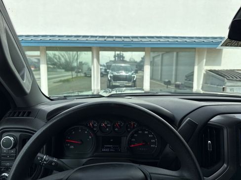 Used 2025 GMC Sierra 2500 Pro image 13