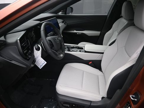 New 2026 Lexus RX 350 w/ Convenience Package AWD/4WD image 11