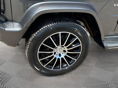 Used 2021 Mercedes-Benz G 550 w/ G Manufaktur Interior Package image 36