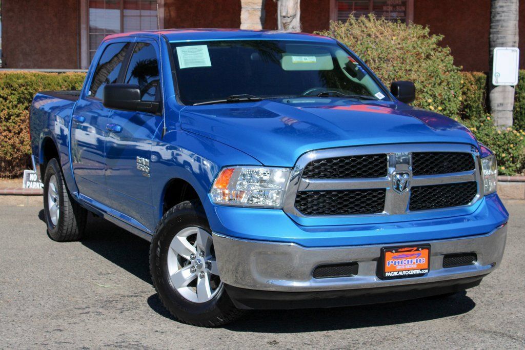 Used 2021 RAM 1500 Classic SLT AWD/4WD image 2