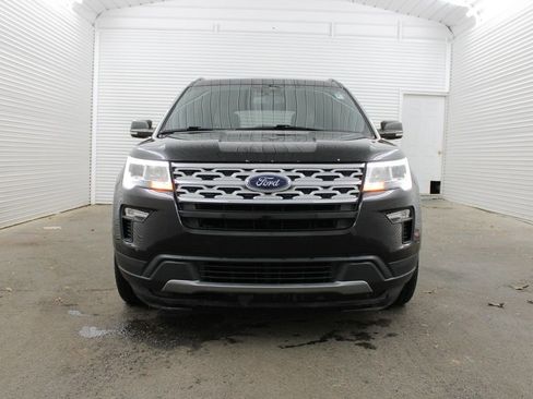 Used 2019 Ford Explorer XLT w/ Equipment Group 201A image 3