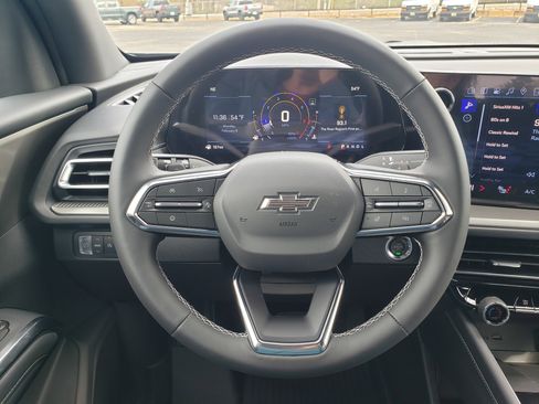 New 2026 Chevrolet Traverse LT w/ Midnight/Sport Edition image 17