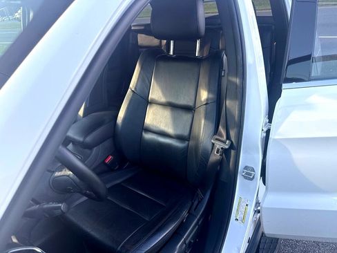 Used 2018 Jeep Grand Cherokee Limited image 23