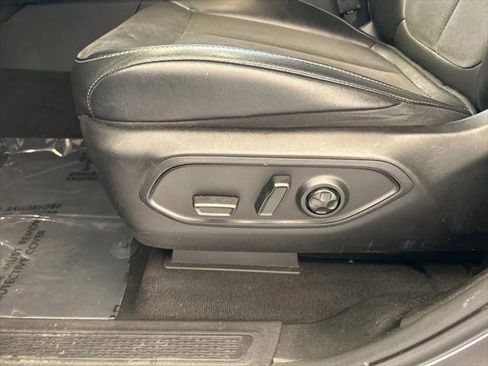 Certified 2023 Jeep Grand Cherokee L Laredo AWD/4WD image 42